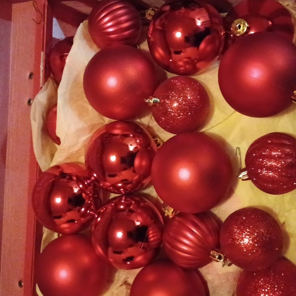 Christmas balls plastic in case - Picture 5 of 6